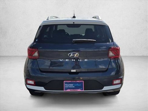 Certified 2026 Hyundai Venue SEL FWD image 7