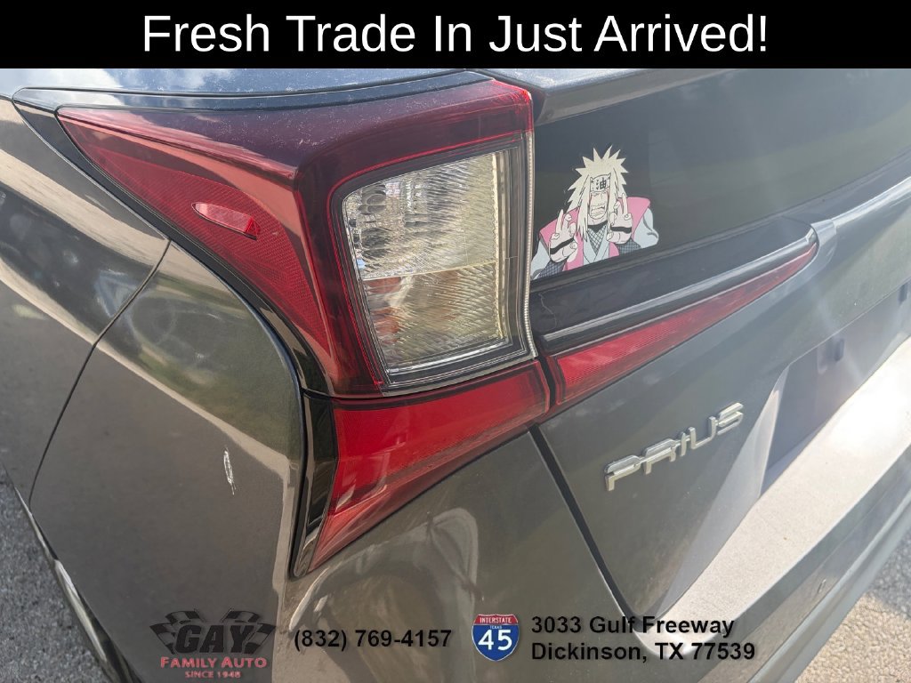 Used 2020 Toyota Prius LE FWD image 11