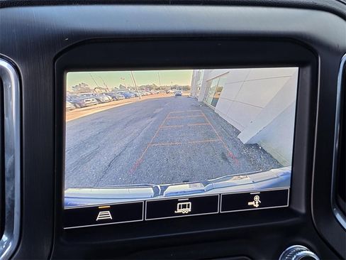 Used 2021 GMC Sierra 1500 AT4 w/ AT4 Value Package image 15