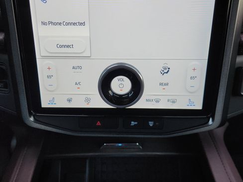 Used 2023 Ford Expedition Max Limited RWD image 22