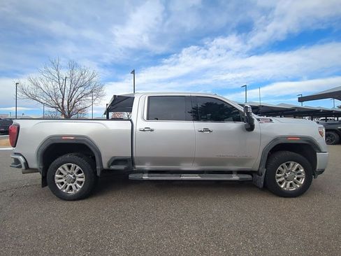 Used 2023 GMC Sierra 3500 Denali w/ Denali Ultimate Package image 4