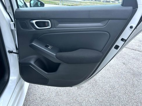 Used 2023 Honda Civic Sport image 18