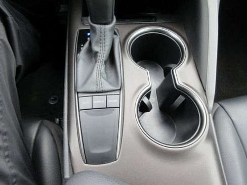 Used 2024 Toyota Camry SE FWD image 26