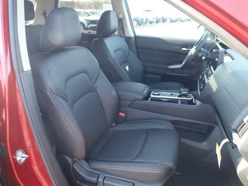 New 2026 Nissan Pathfinder SL w/ SL Premium Package (P04) image 21