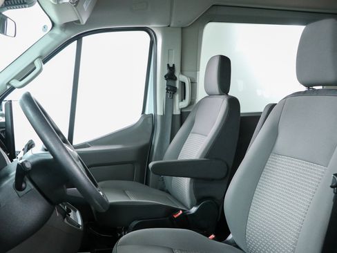 Used 2025 Ford Transit 350 XLT RWD image 23