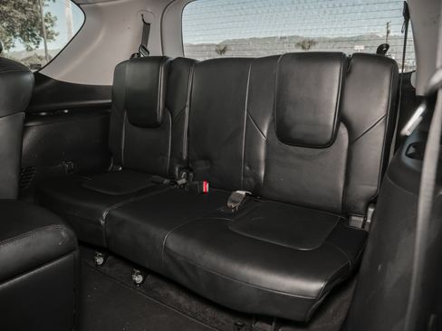 Used 2021 Nissan Armada SL w/ Captain's Chairs Package image 42