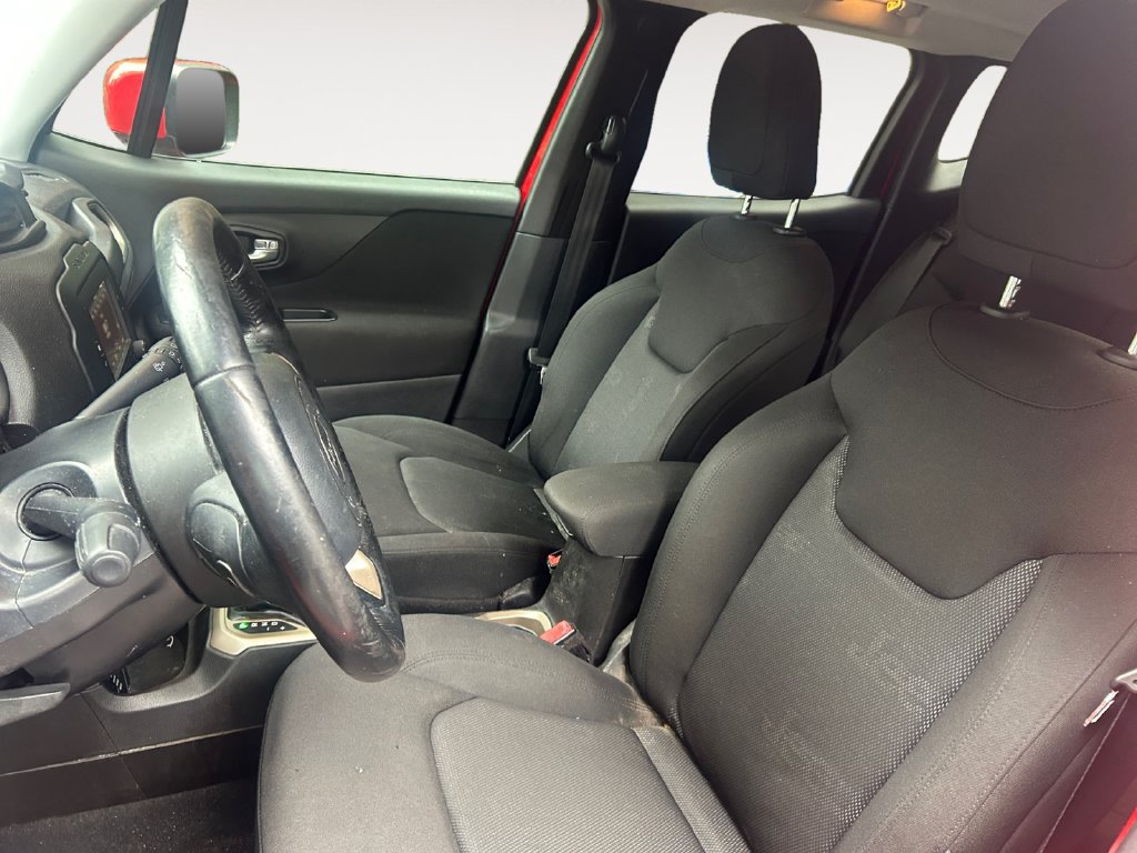Used 2017 Jeep Renegade Latitude AWD/4WD image 5