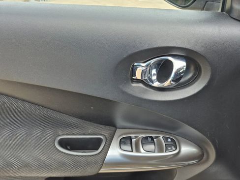 Used 2013 Nissan Juke S AWD/4WD image 11