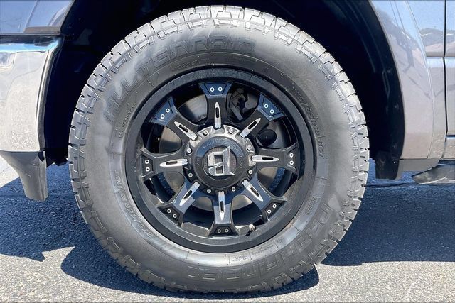 Used 2021 RAM 1500 Laramie w/ Off Road Group AWD/4WD image 8