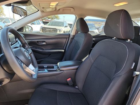 Used 2022 Nissan Sentra S w/ Trunk Package image 12