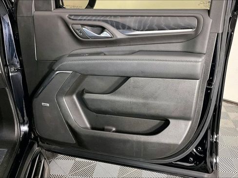 Used 2022 GMC Yukon XL Denali AWD/4WD image 23