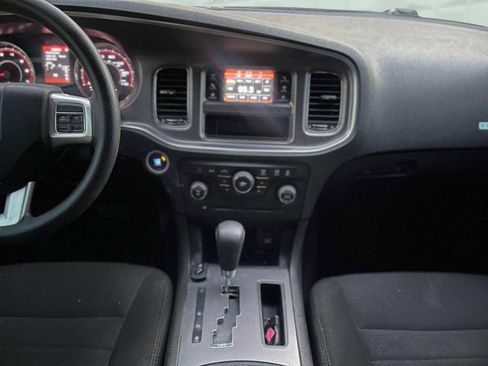 Used 2013 Dodge Charger SE image 26