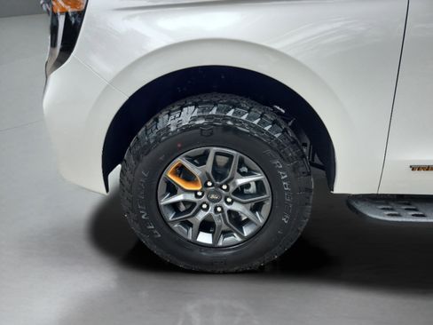 New 2026 Ford Expedition Tremor image 30