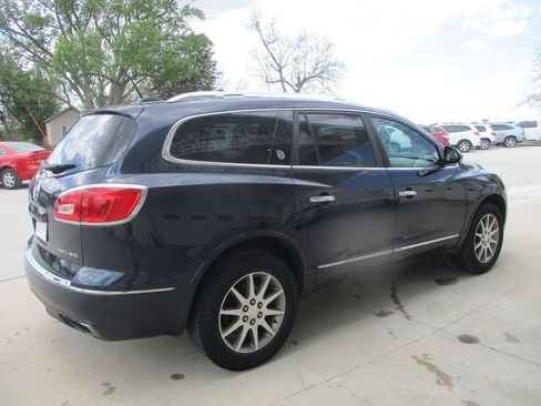 Used 2017 Buick Enclave Convenience FWD image 15