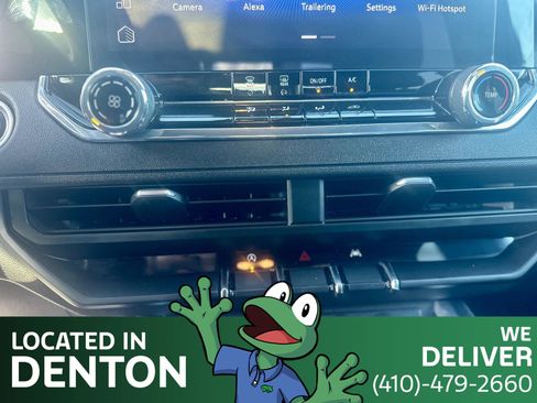 Used 2024 Chevrolet Colorado Trail Boss w/ Advanced Trailering Package image 19