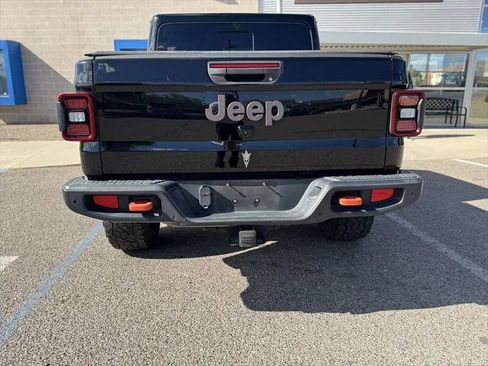 Used 2021 Jeep Gladiator Mojave AWD/4WD image 7