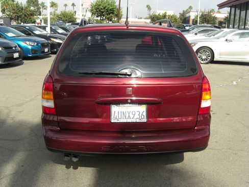 Used 2002 Saturn L-Series LW300 image 11