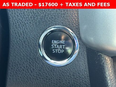 Used 2018 Toyota Highlander XLE image 28