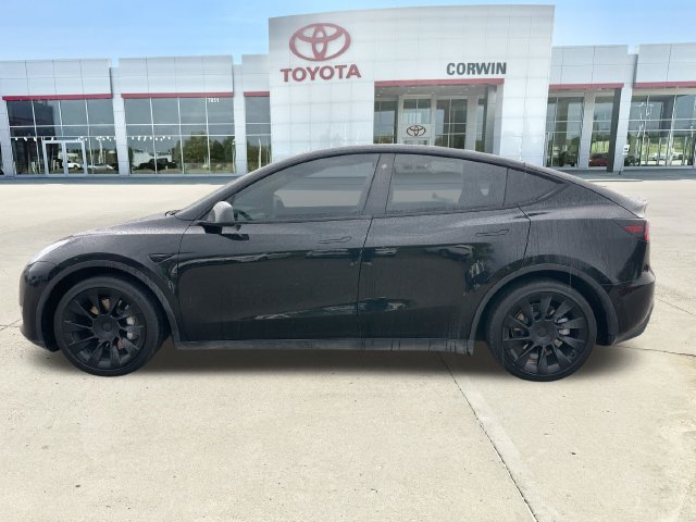 Used 2021 Tesla Model Y Long Range AWD/4WD image 2