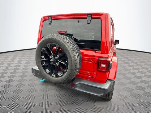 Used 2022 Jeep Wrangler Unlimited Sahara AWD/4WD image 7