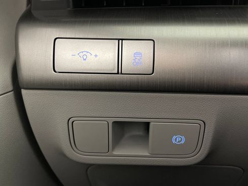 Certified 2024 Hyundai Kona SEL FWD image 30