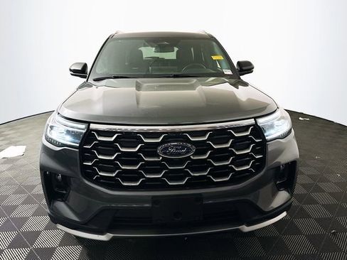 Used 2025 Ford Explorer Platinum w/ LUX Leather Package image 3