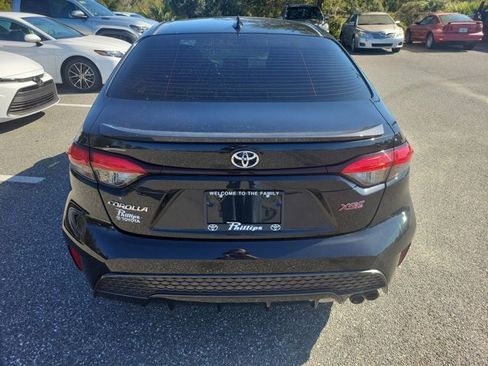 Used 2020 Toyota Corolla XSE image 11