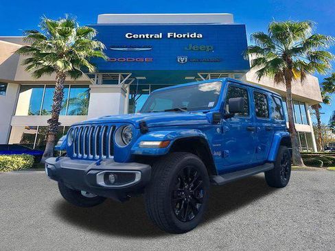 Certified 2022 Jeep Wrangler Unlimited Sahara w/ Safety Group AWD/4WD image 9
