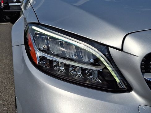Used 2021 Mercedes-Benz C 300 4MATIC Sedan image 9