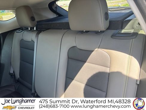 Used 2024 Chevrolet Trax ACTIV w/ Sunroof Package FWD image 13