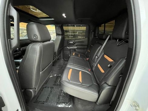 Used 2021 GMC Sierra 1500 AT4 w/ AT4 Preferred Package AWD/4WD image 38