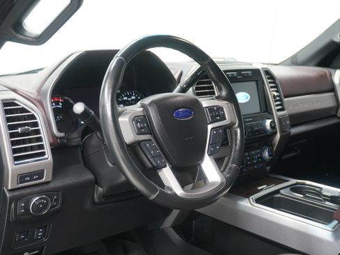Used 2017 Ford F250 Platinum w/ FX4 Off-Road Package AWD/4WD image 11