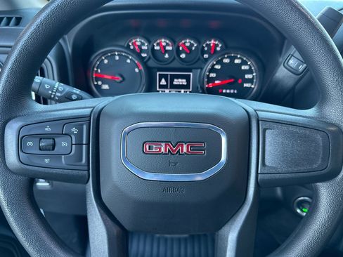 Used 2024 GMC Sierra 2500 Pro image 25