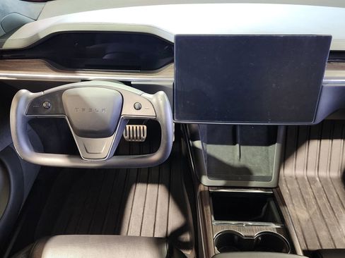 Used 2022 Tesla Model S image 28