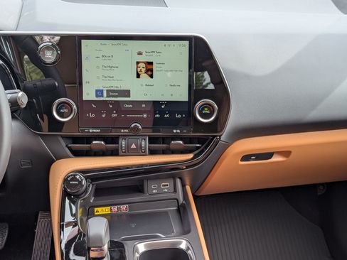 New 2026 Lexus NX 350 AWD image 14