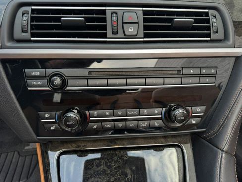 Used 2017 BMW 650i Convertible image 26