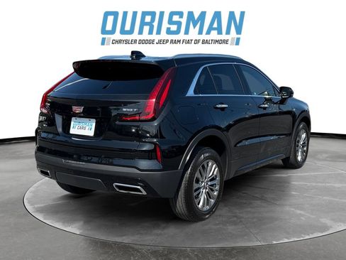 Used 2024 Cadillac XT4 Premium Luxury AWD/4WD image 6