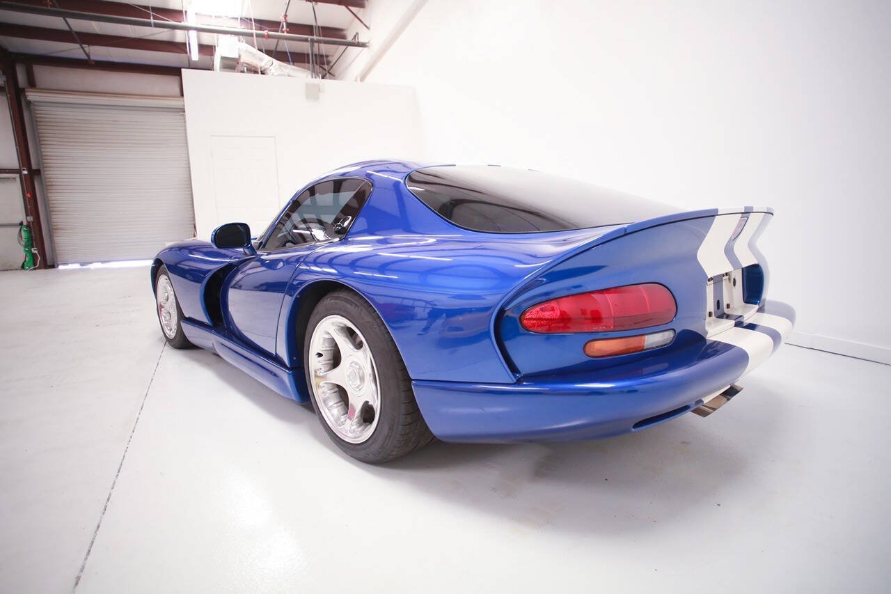 Used 1996 Dodge Viper GTS RWD image 4