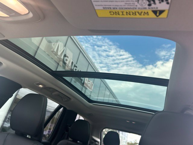 Certified 2025 Volvo XC90 B5 Core AWD/4WD image 27