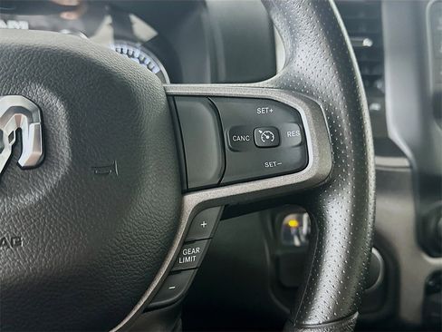 Used 2024 RAM 2500 Tradesman w/ Chrome Appearance Group image 25