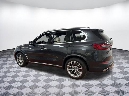 Used 2020 BMW X5 xDrive40i w/ Executive Package image 3