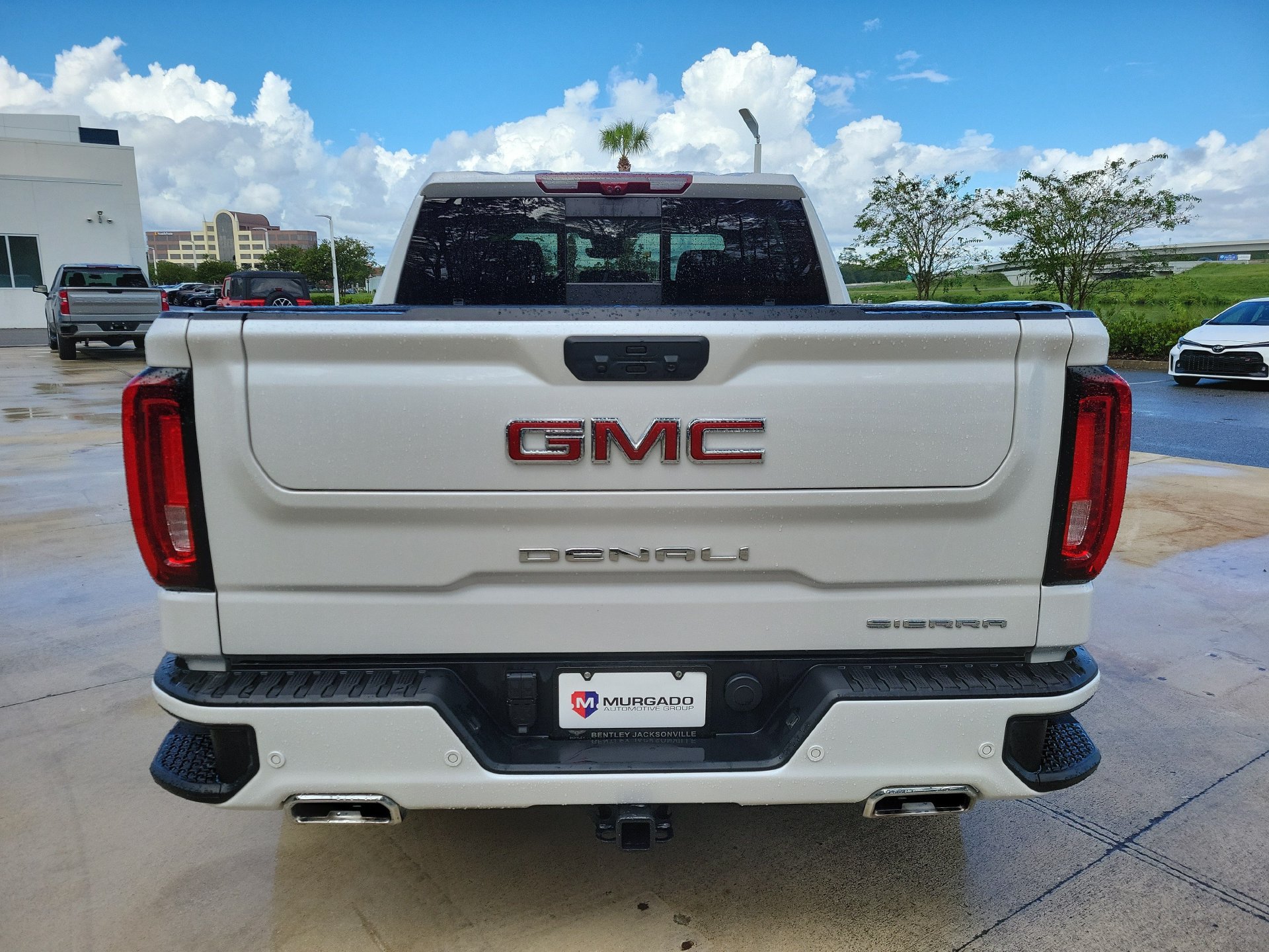 Used 2025 GMC Sierra 1500 Denali w/ Denali Reserve Package AWD/4WD image 10