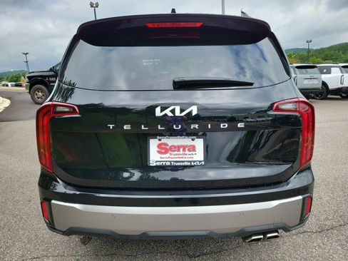Used 2025 Kia Telluride S FWD image 27