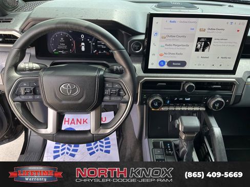 Used 2025 Toyota 4Runner Trailhunter AWD/4WD image 8