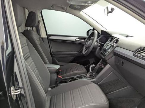 Used 2022 Volkswagen Tiguan S FWD image 21