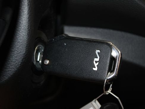 Used 2024 Kia Forte LXS FWD image 37