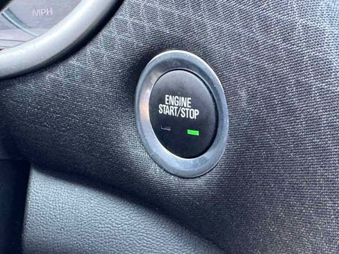 Used 2025 Chevrolet Malibu LT FWD image 32