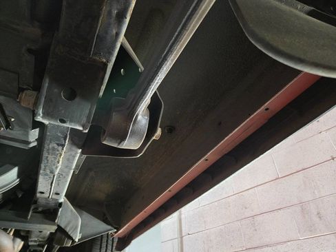 Used 2004 Land Rover Discovery S image 19