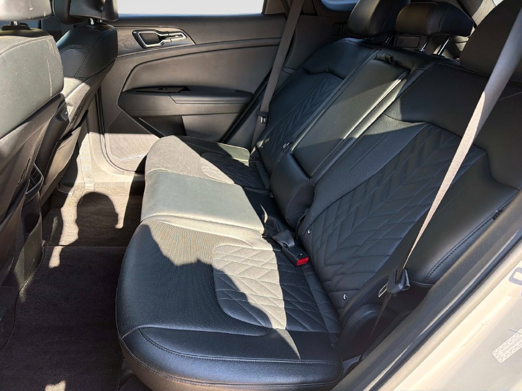 Used 2023 Kia Sportage X-Pro Prestige AWD/4WD image 15