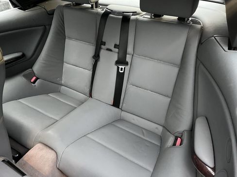 Used 2006 BMW 325Ci Convertible image 11